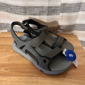Hurley Gray Sandals Size 9‎